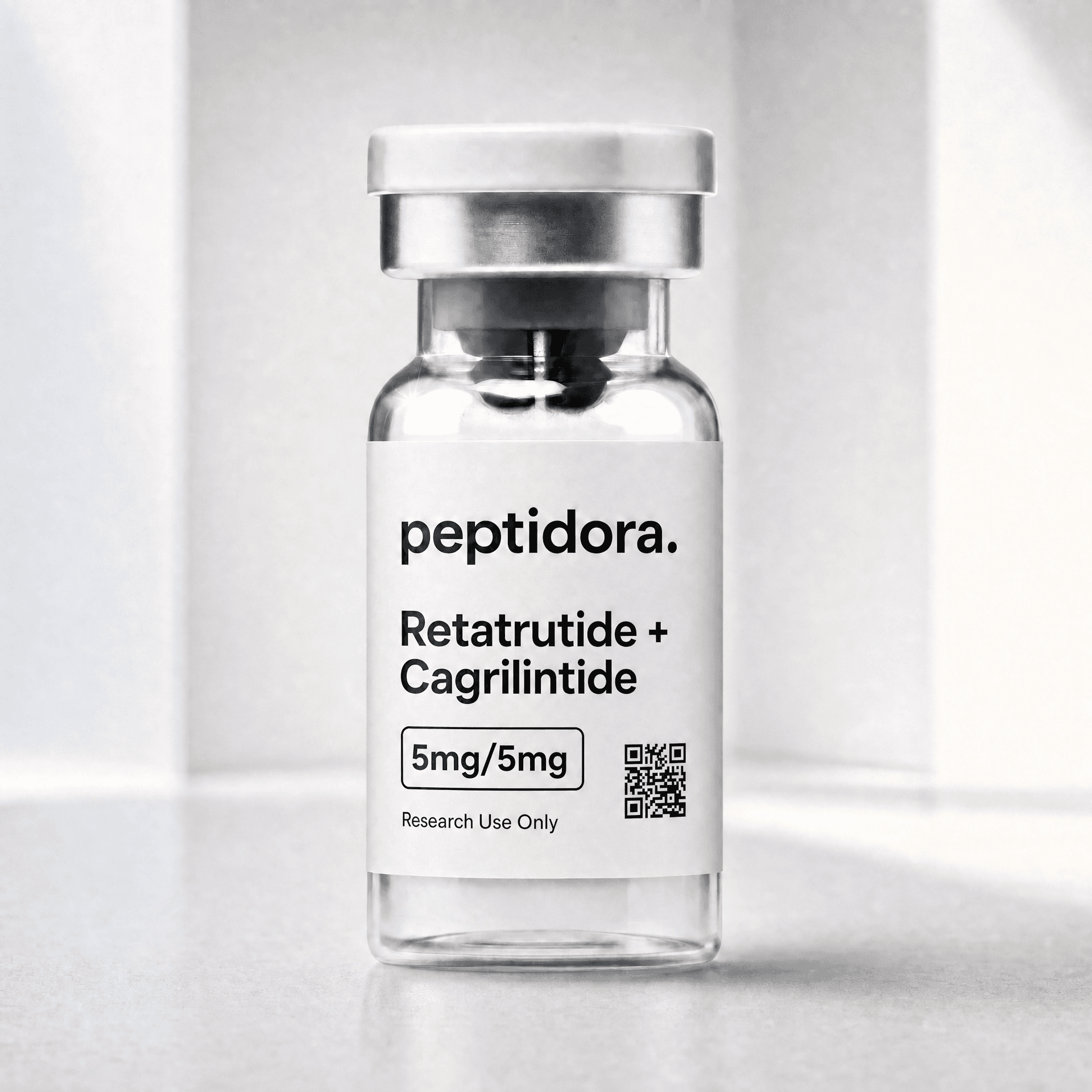 Retatrutide + Cagrilintide, 5 mg + 5 mg. Fotografía original del vial PEPTIDORA.